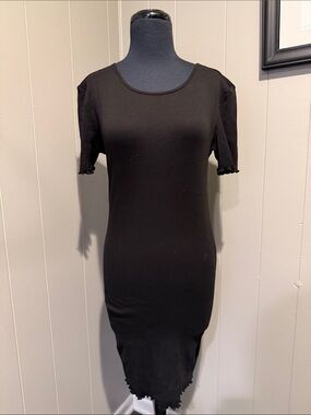 B44 Vero Moda Women’s Medium Black Ribbed Midi Dress with Lettuce Hem